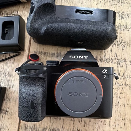Sony mirrorless full frame - mirrorless,