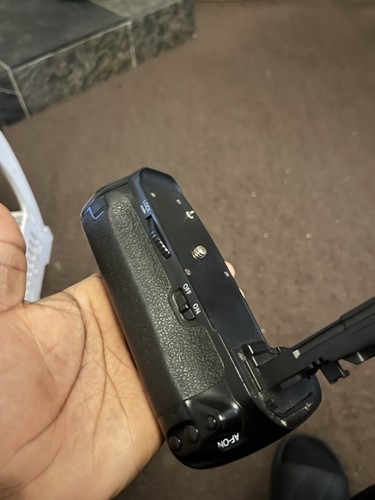 Camera battery vertical grip - camera,
