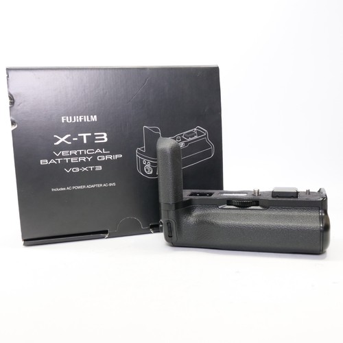 Used fujifilm xt3 vertical - used,