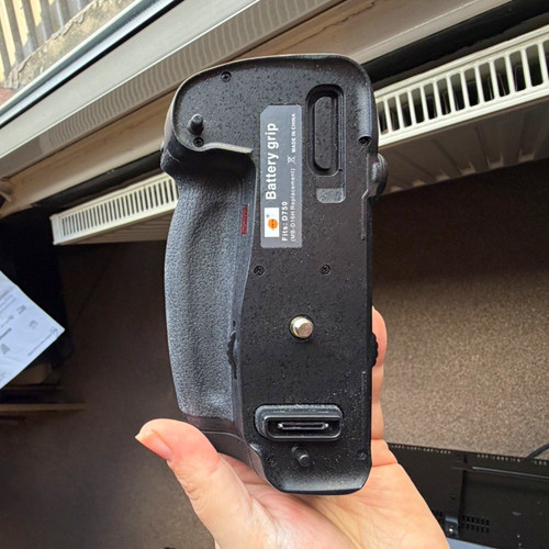 D16r battery grip - for, nikon