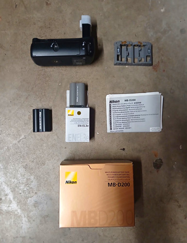 Nikon d200 multi - nikon,
