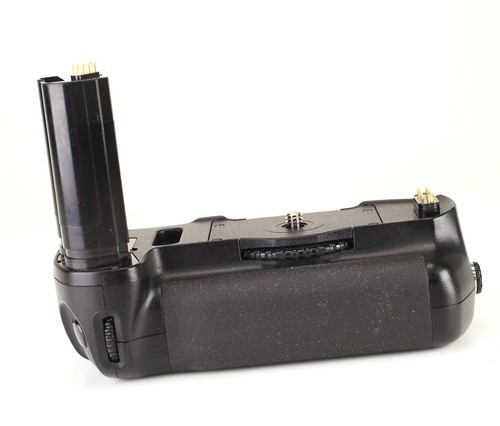 Nikon d100 battery grip - battery,